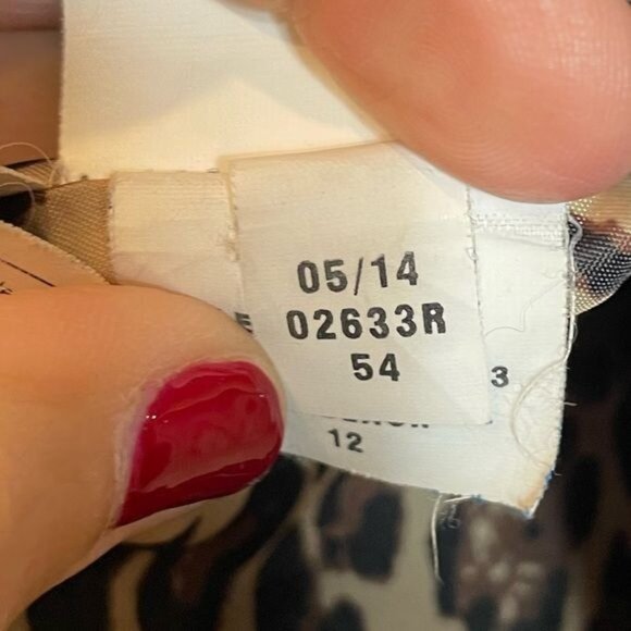 Via Spiga Black Wool Coat With Gold Full Zip & Leather Trim Inserts - Picture 10 of 13